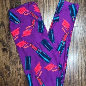 Super cute lipstick lularoe leggings unicorn